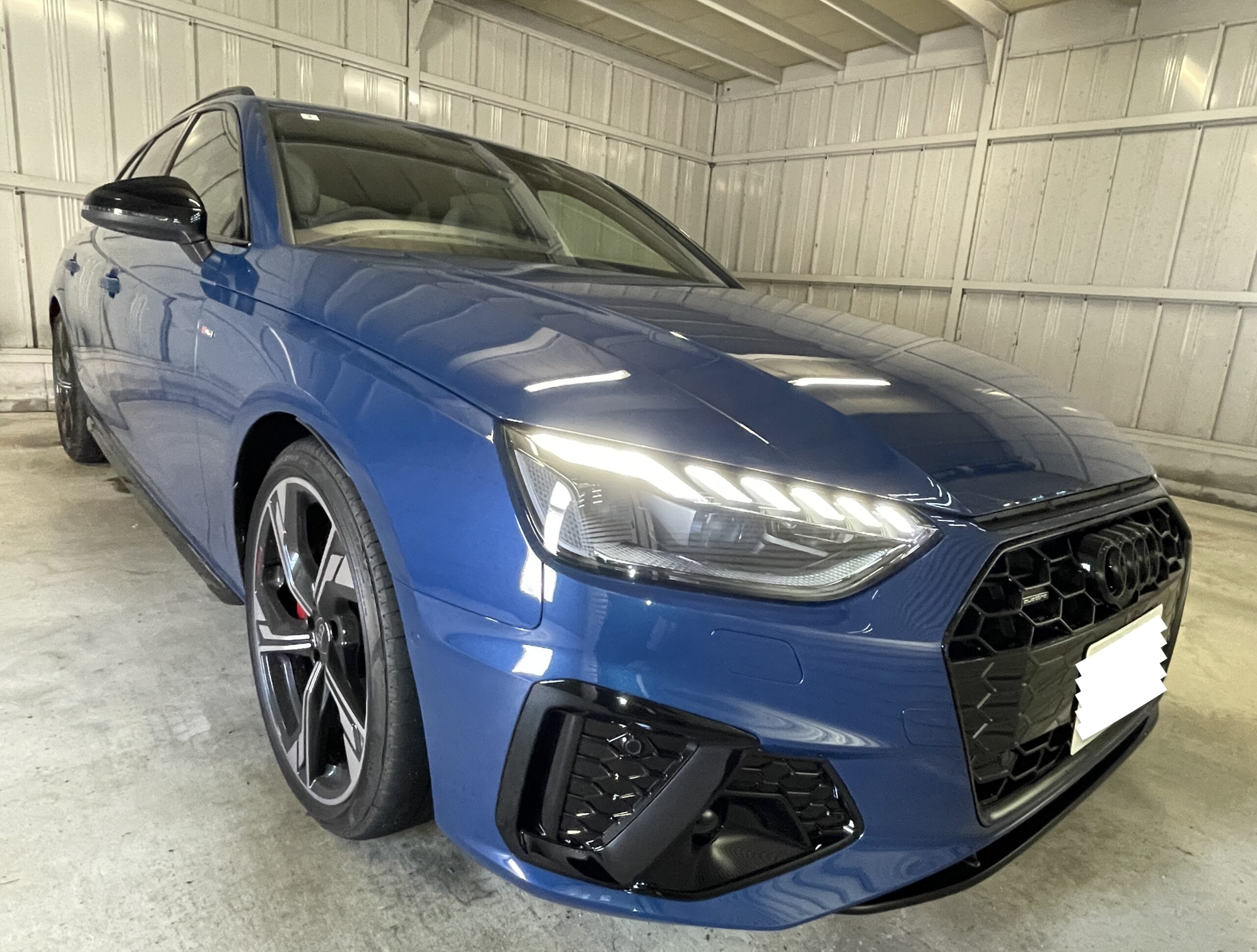 アウディ A4[B9] A4 (8W) 2020年10月- DIXCEL(ディクセル) ブレーキパッド Pタイプ フロント用 パッド 4個入り 1312402 P1312402 アウディ A4（B9）前期と後期でどう違う？｜輸入車比較ガイド | 中古車